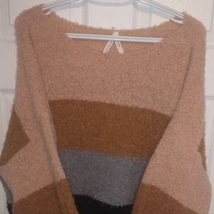 Oversized Cropped Sweater!